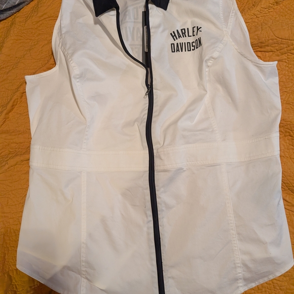 Harley-Davidson White Sleeveless Zip Front Vest